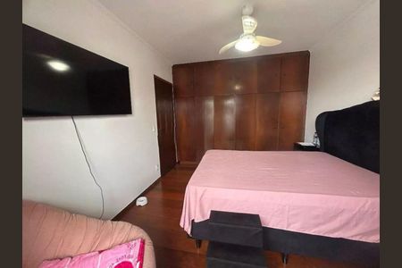 Quarto de casa para alugar com 3 quartos, 265m² em Vila Alzira, Santo André