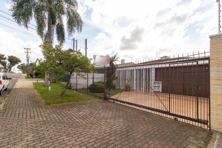 Casa para alugar com 218m², 5 quartos e 2 vagas Casa para alugar com 218m², 5 quartos e 2 vagasFachada