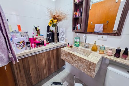 Apartamento à venda com 52m², 2 quartos e 1 vagaBanheiro da Suíte