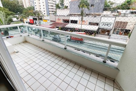 Apartamento à venda com 97m², 3 quartos e 2 vagasVaranda da Sala