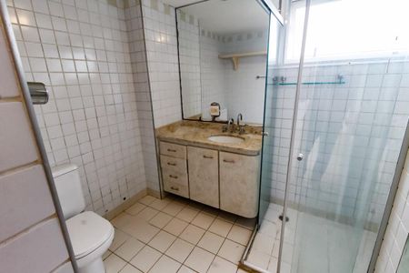 Apartamento à venda com 97m², 3 quartos e 2 vagasBanheiro da Suíte