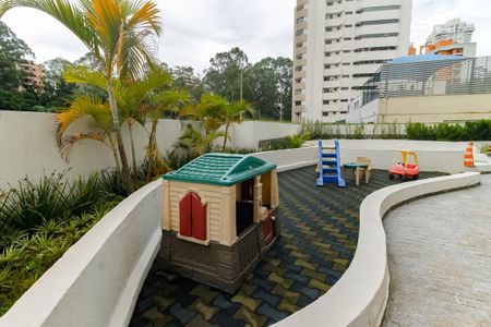 Apartamento à venda com 97m², 3 quartos e 2 vagasÁrea comum - Playground
