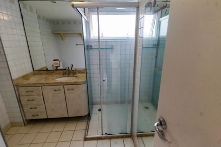 Apartamento à venda com 97m², 3 quartos e 2 vagasBanheiro da Suíte