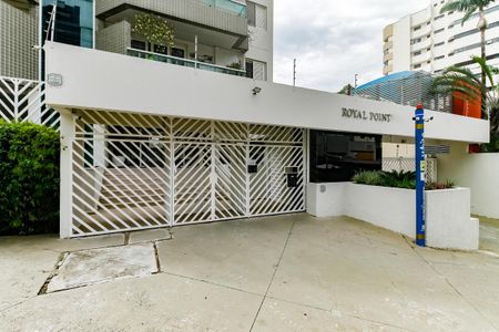 Apartamento à venda com 97m², 3 quartos e 2 vagasFachada e portaria