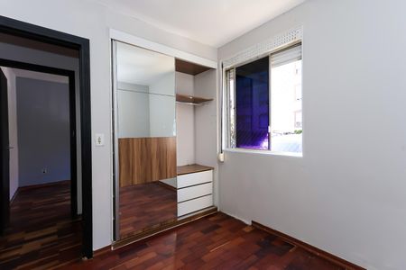 Apartamento para alugar com 63m², 3 quartos e 1 vagaquarto 2