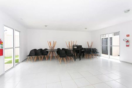 Apartamento para alugar com 33m², 2 quartos e sem vagaÁrea comum - Salão de festas