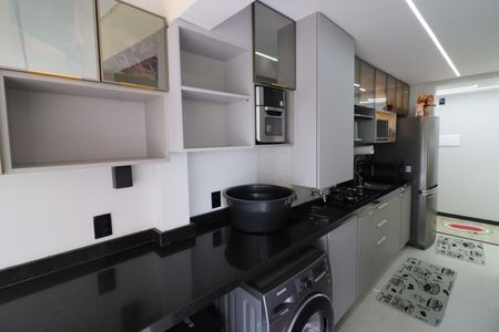 Apartamento à venda com 50m², 2 quartos e 1 vagaCozinha e Área de Serviço