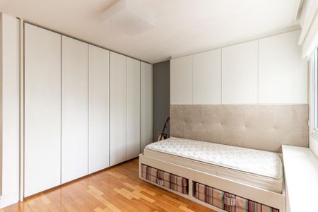 Apartamento à venda com 300m², 4 quartos e 4 vagasQuarto 3