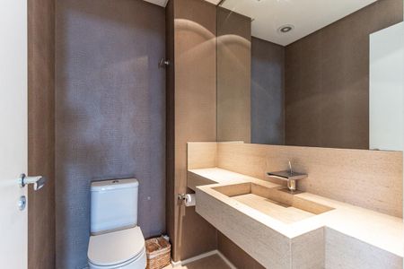 Apartamento à venda com 300m², 4 quartos e 4 vagasLavabo