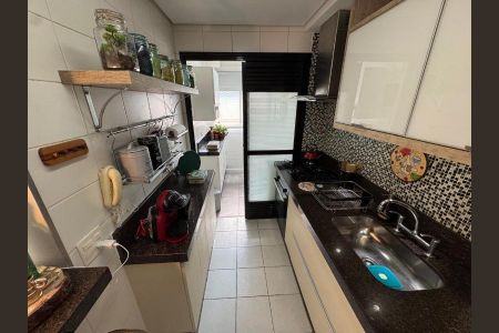 Apartamento à venda com 72m², 2 quartos e 1 vagaFoto 04