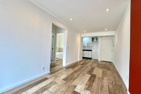 Apartamento para alugar com 57m², 2 quartos e 1 vaga Apartamento para alugar com 57m², 2 quartos e 1 vagaSala