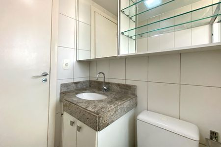 Apartamento para alugar com 70m², 2 quartos e 2 vagas Apartamento para alugar com 70m², 2 quartos e 2 vagasBanheiro