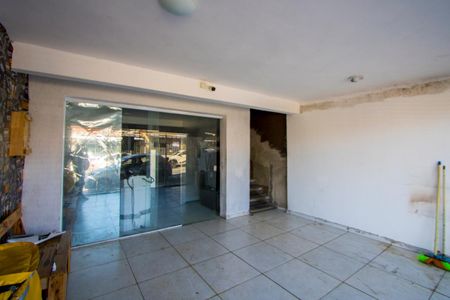 Casa à venda com 175m², 4 quartos e 2 vagasGaragem