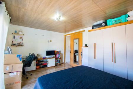 Casa à venda com 175m², 4 quartos e 2 vagasQuarto 1