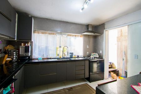 Casa à venda com 175m², 4 quartos e 2 vagasCozinha