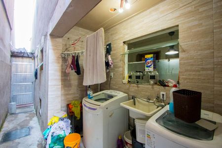 Casa à venda com 175m², 4 quartos e 2 vagasÁrea de serviço