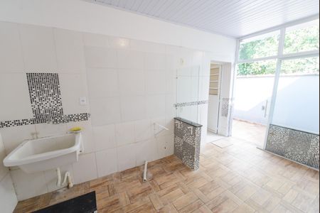 Casa para alugar com 140m², 2 quartos e 3 vagas Casa para alugar com 140m², 2 quartos e 3 vagasÁrea de Serviço