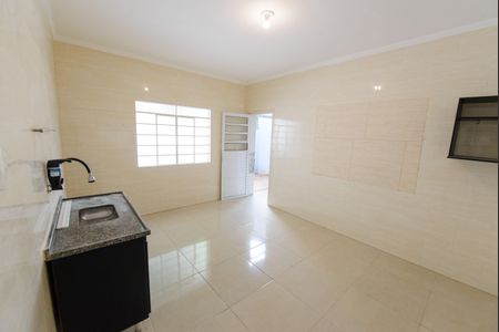 Casa para alugar com 140m², 2 quartos e 3 vagas Casa para alugar com 140m², 2 quartos e 3 vagasCozinha
