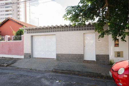 Casa para alugar com 140m², 2 quartos e 3 vagas Casa para alugar com 140m², 2 quartos e 3 vagasFachada da Casa