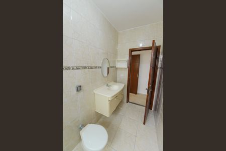 Casa para alugar com 140m², 2 quartos e 3 vagas Casa para alugar com 140m², 2 quartos e 3 vagasBanheiro