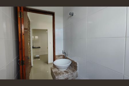 Banheiro de casa para alugar com 1 quarto, 35m² em Jardim Yone, Ferraz de Vasconcelos