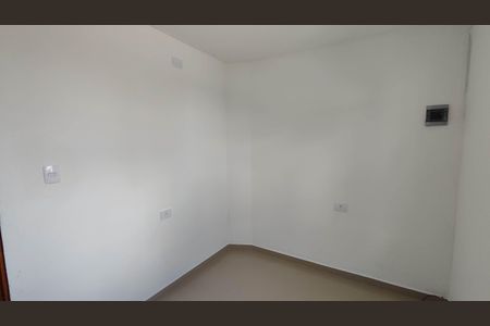 Quarto de casa para alugar com 1 quarto, 35m² em Jardim Yone, Ferraz de Vasconcelos