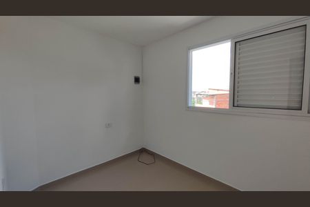 Casa para alugar com 35m², 1 quarto e 1 vagaQuarto
