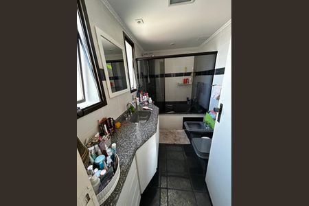 Apartamento à venda com 136m², 3 quartos e 2 vagasFoto 02