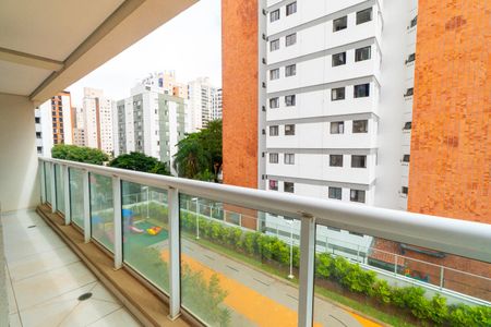 Apartamento à venda com 165m², 3 quartos e 3 vagasSacada da Suite 3