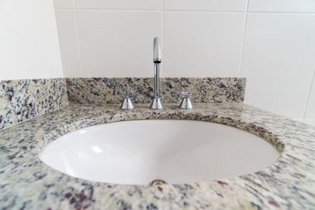 Apartamento à venda com 163m², 3 quartos e 3 vagasBanheiro da Suíte 1