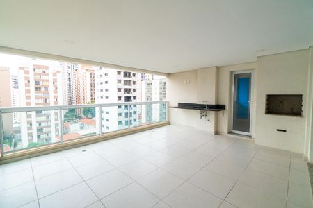 Apartamento à venda com 163m², 3 quartos e 3 vagasSacada da Sala