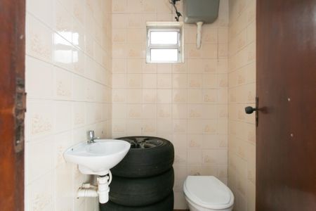 Casa à venda com 176m², 3 quartos e 2 vagasBanheiro 4