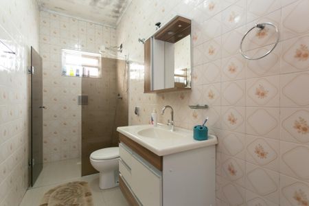 Casa à venda com 176m², 3 quartos e 2 vagasBanheiro da Suíte 