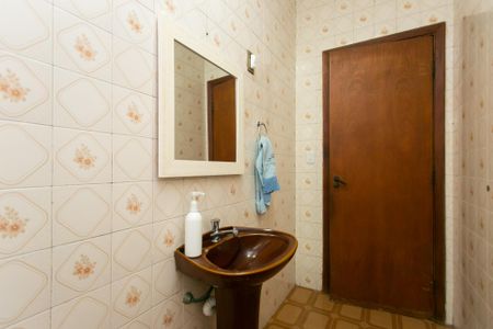 Casa à venda com 176m², 3 quartos e 2 vagasBanheiro 3 