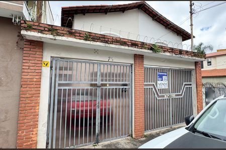 Casa à venda com 176m², 3 quartos e 2 vagasFachada 