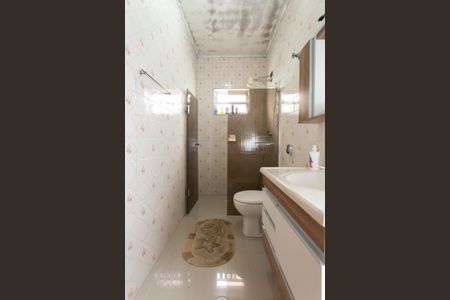 Casa à venda com 176m², 3 quartos e 2 vagasBanheiro da Suíte 