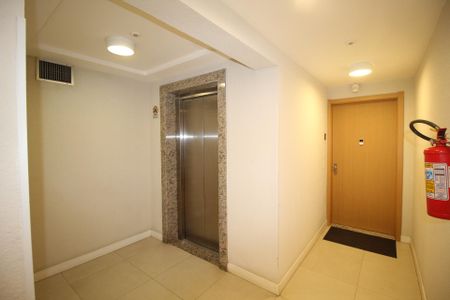 Apartamento para alugar com 45m², 1 quarto e 1 vagaCorredor