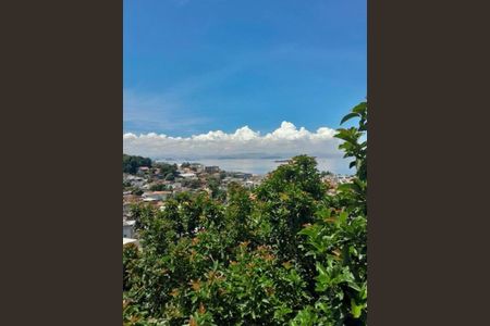 Casa à venda com 54m², 1 quarto e 2 vagasVista