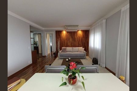 Apartamento à venda com 3 quartos, 134m² em Jardim Olympia, São Paulo