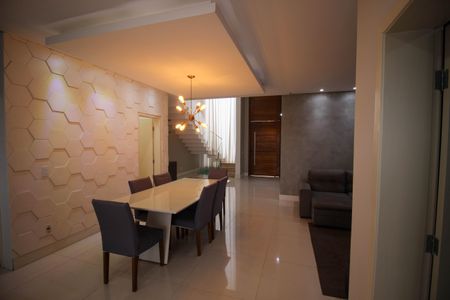 Casa de Condomínio para alugar com 3 quartos, 228m² em Green Valley, Votorantim