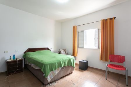 Casa à venda com 180m², 3 quartos e 4 vagasSuíte 