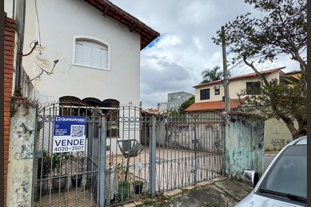 Casa à venda com 180m², 3 quartos e 4 vagasFachada 