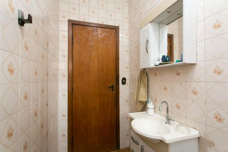 Casa à venda com 180m², 3 quartos e 4 vagasBanheiro da Suíte 