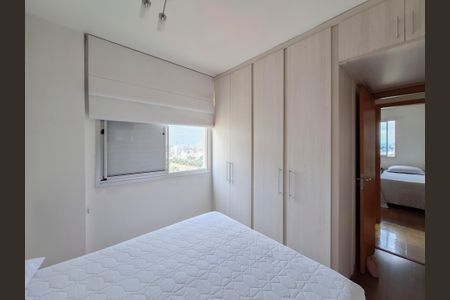 Apartamento à venda com 67m², 3 quartos e 2 vagasQuarto 2
