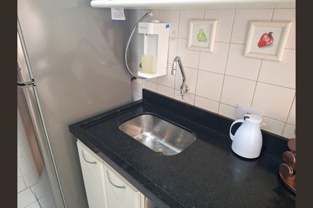 Apartamento à venda com 67m², 3 quartos e 2 vagasCozinha
