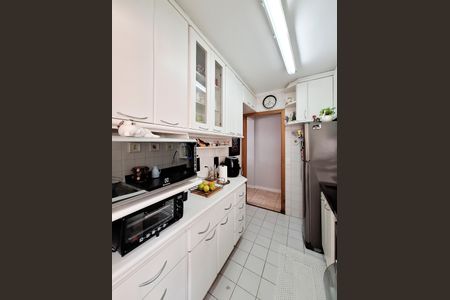Apartamento à venda com 67m², 3 quartos e 2 vagasCozinha