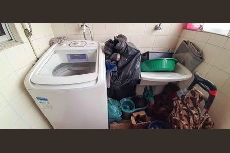 Apartamento à venda com 68m², 3 quartos e 1 vagaÁrea de Serviço