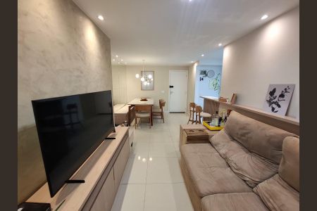 Apartamento à venda com 66m², 2 quartos e 1 vaga Apartamento à venda com 66m², 2 quartos e 1 vagaSala