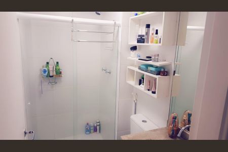 Apartamento à venda com 66m², 2 quartos e 1 vaga Apartamento à venda com 66m², 2 quartos e 1 vagaBanheiro