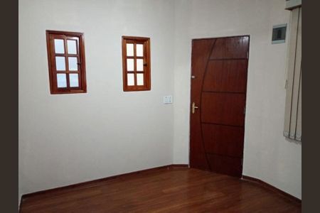 Casa para alugar com 125m², 3 quartos e 2 vagas Casa para alugar com 125m², 3 quartos e 2 vagasSala